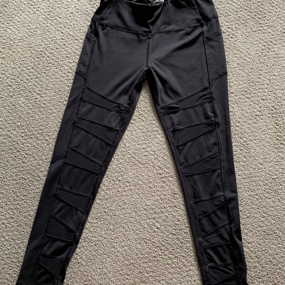 Black leggings